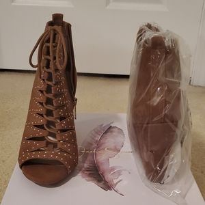 Jessica Simpson Wedges
